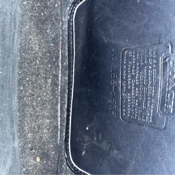 vintage Coach Slim Satchel in black glovetanned leather. - Picture 9 of 11